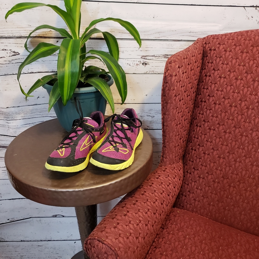 Brooks Green Silence BioMoGo VEGAN Running Shoes